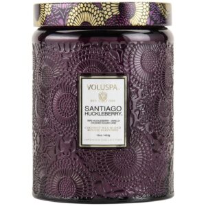 Свеча в ажурном стекле VOLUSPA - SANTIAGO HUCKLEBERRY