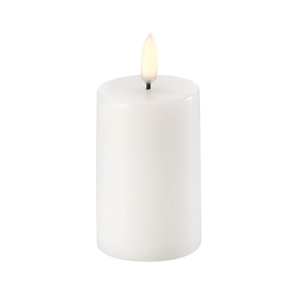 LED свеча Pillar candle UYUNI Lighting 5х7,5 см Nordic White