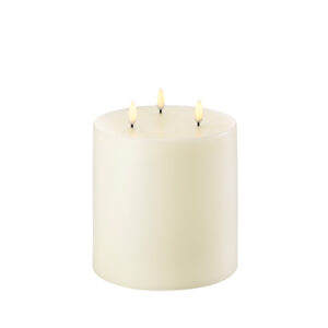 LED свеча Triple Flame Pillar candle UYUNI Lighting 15x15 см Ivory